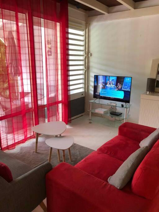 Nogent Sainte-Rose: Villa Avec Piscine Privee Екстер'єр фото